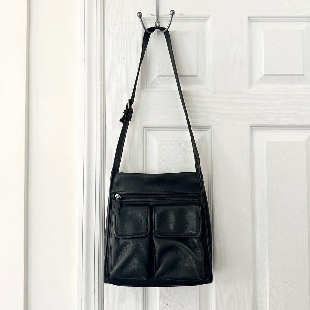 Fossil Vintage Black Leather 75082 Multi Pocket Top Zip Shoulder Bag Key Fob